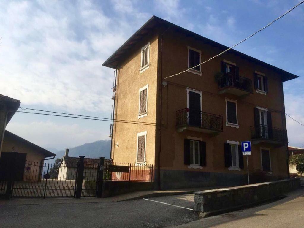 Apartamento Casa Cesira Pettenasco Exterior foto